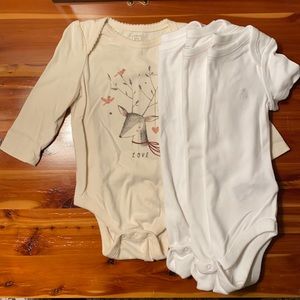 Girls 6-12 Months Gap Onesies 3 Solid White Short Sleeve & 1 Long Sleeve